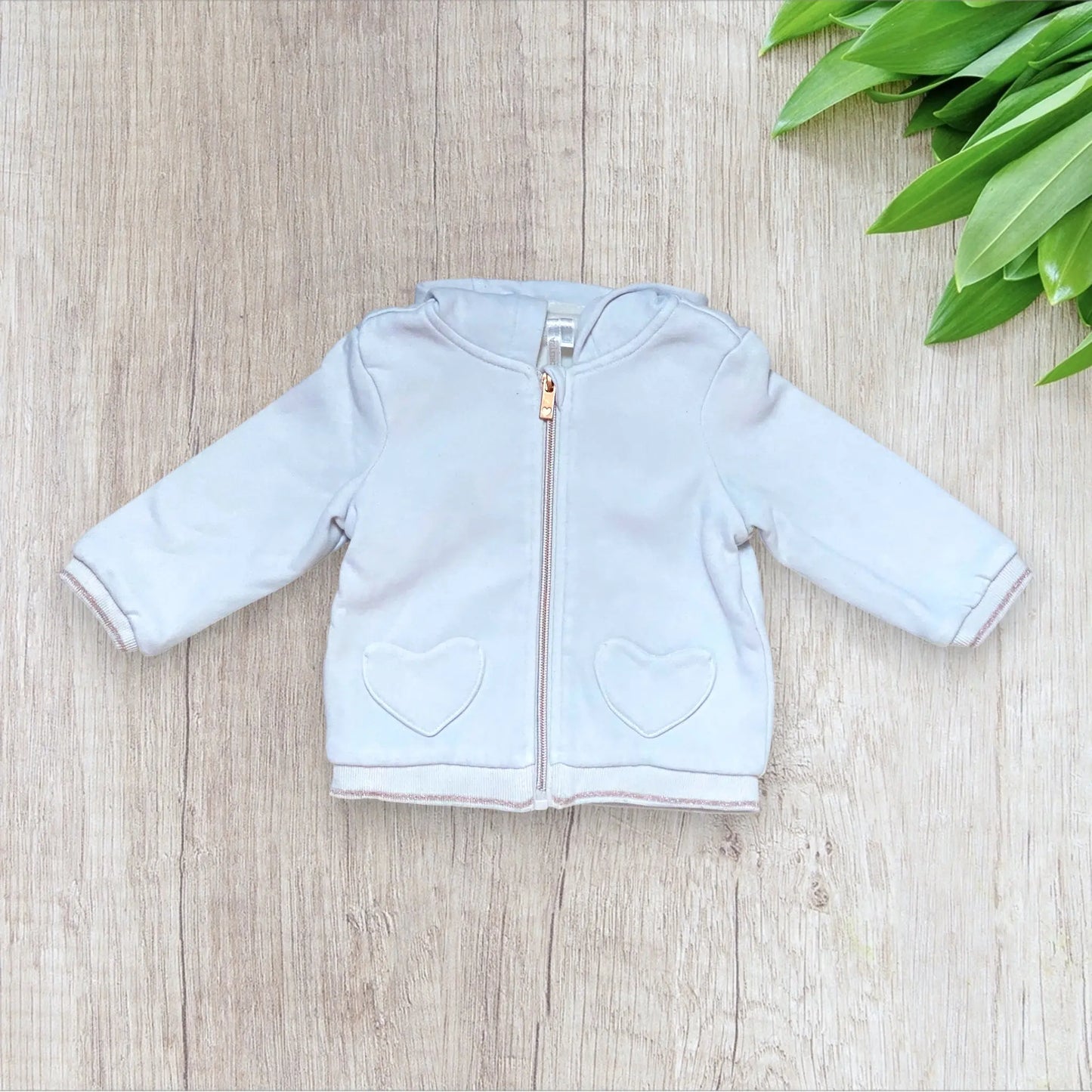 Veste bébé fille Orchestra 9 mois blanche et dorée avec capuche et poches cœur