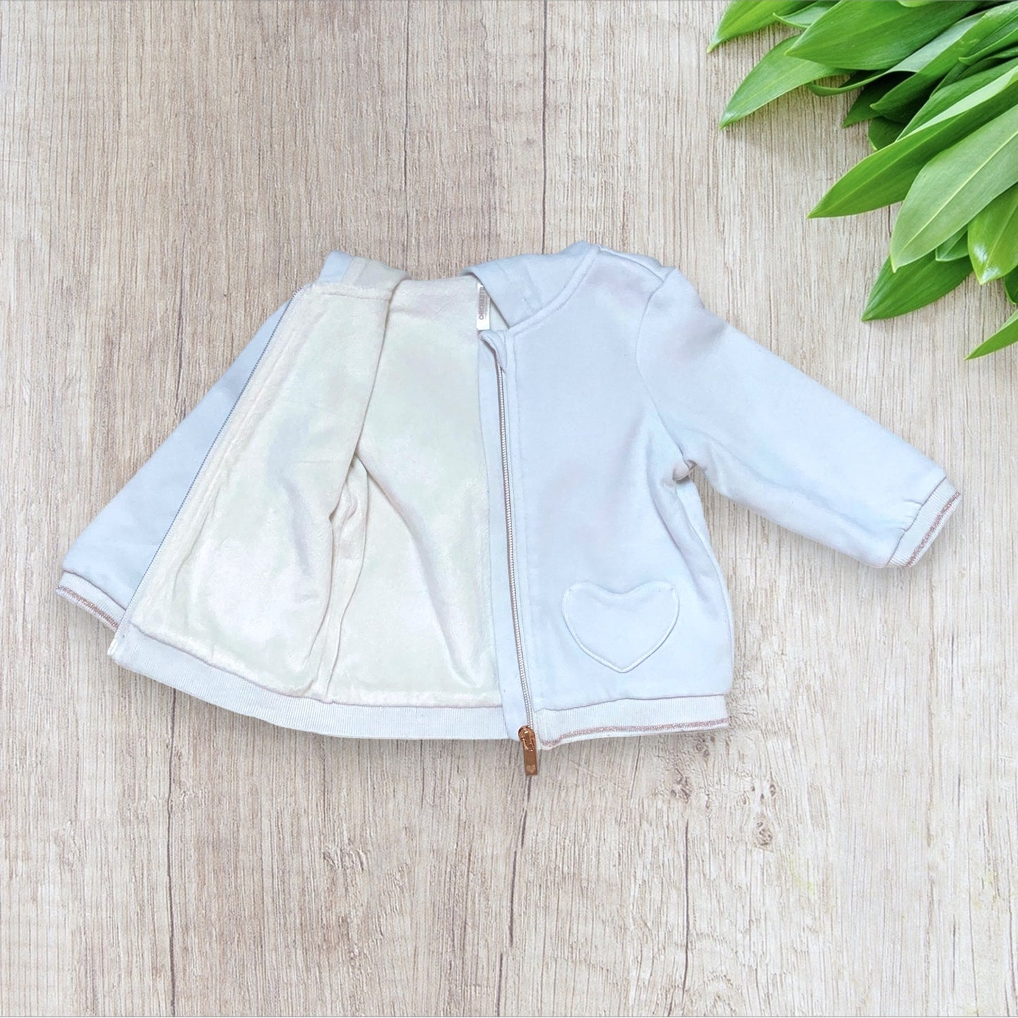 Veste bébé fille Orchestra 9 mois blanche et dorée avec capuche et poches cœur