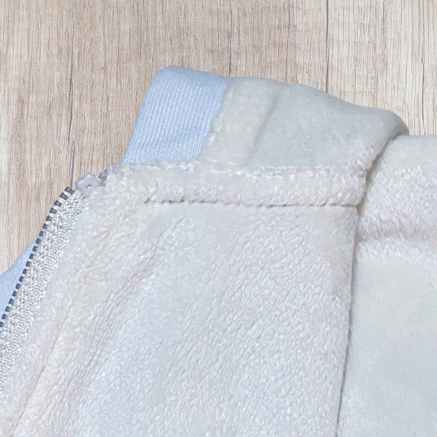 Veste bébé fille Orchestra 9 mois blanche et dorée avec capuche et poches cœur