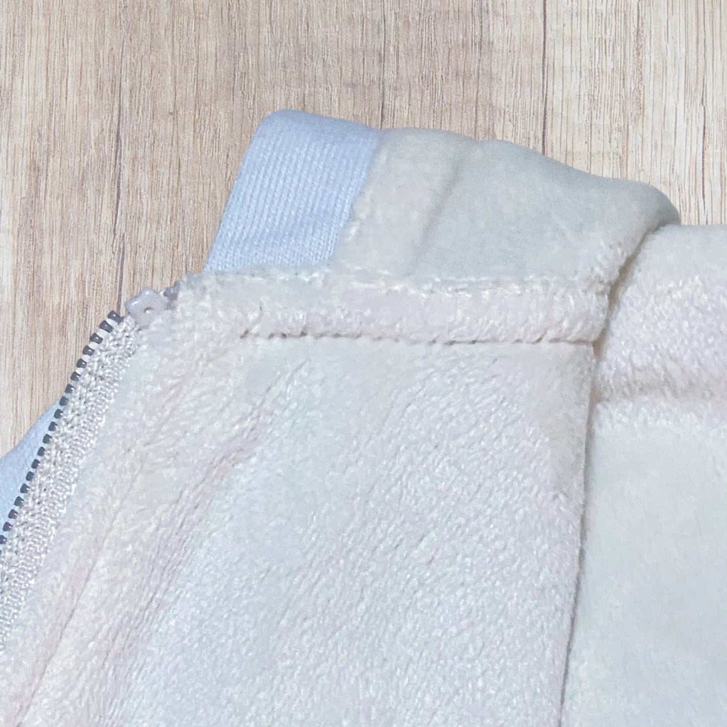 Veste bébé fille Orchestra 9 mois blanche et dorée avec capuche et poches cœur