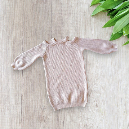 Robe pull fille Shein 6 ans crème en maille côtelée, manches longues et épaules dénudées.