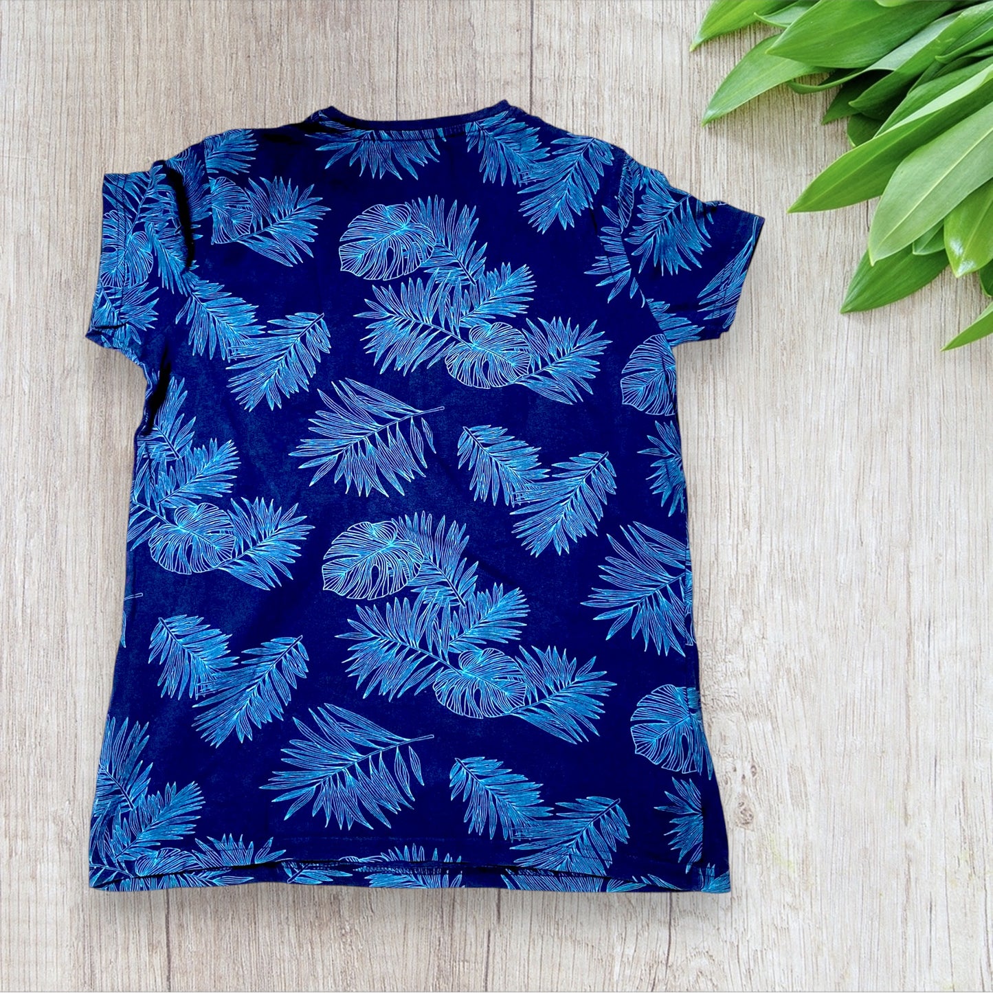 T-shirt Ado Garçon Bleu Foncé avec Imprimé Feuilles Tropicales, Taille 14 Ans (155-167 cm) - Marque In Extenso, Auchan